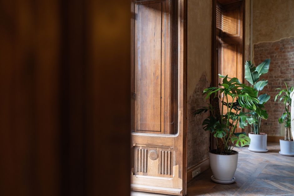 Lisbon Coworking Costs 2026: Daily Rates vs. Monthly Memberships