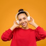 Sony WH-1000XM5 vs Bose QuietComfort Ultra: The Travel Work Test